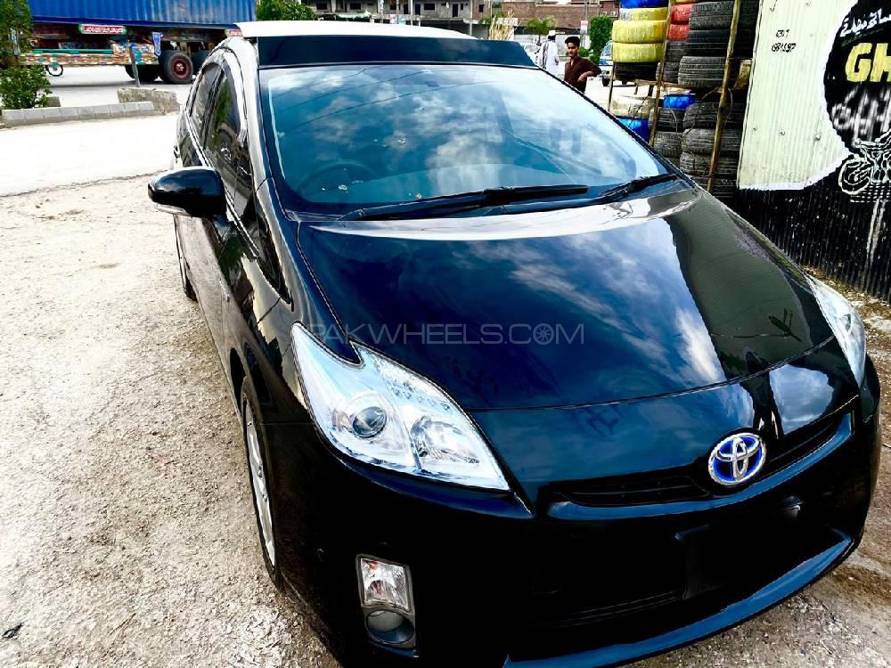 Toyota Prius 2010 for Sale in Peshawar Image-1