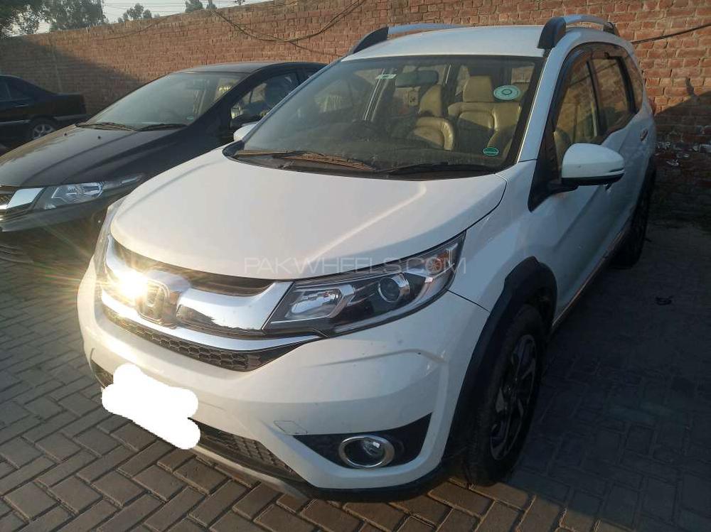 Honda BR-V 2017 for Sale in Gujranwala Honda BR-V 2017 for Sale in Gujranwala Image-3