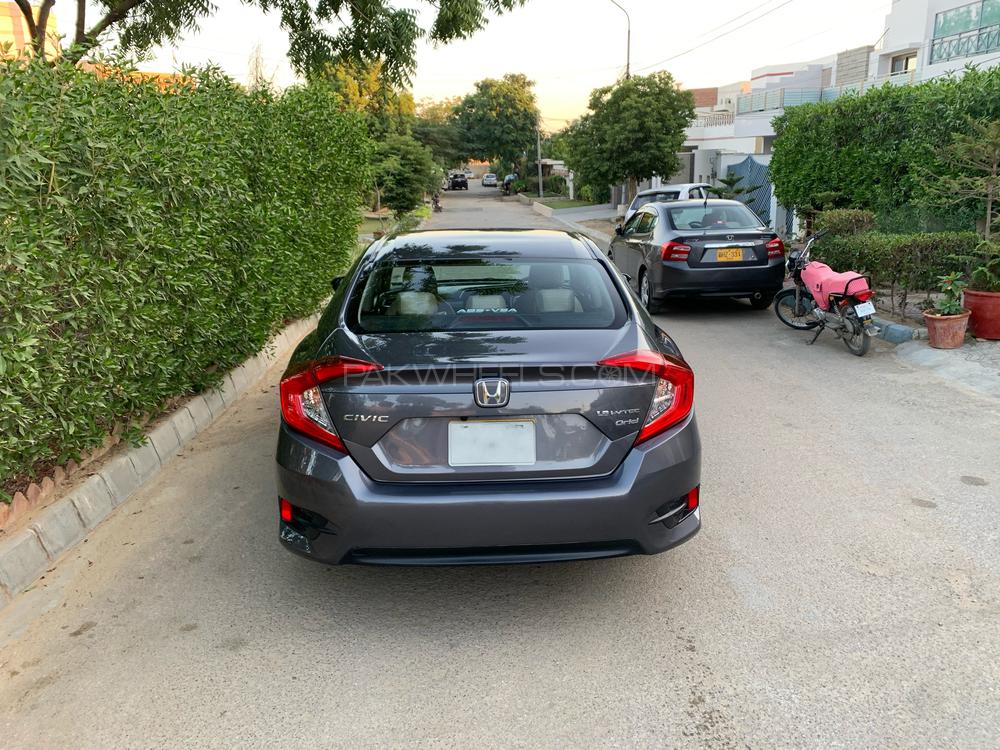 ہونڈا سوک 2018 for Sale in کراچی ہونڈا سوک 2018 for Sale in کراچی Image-9