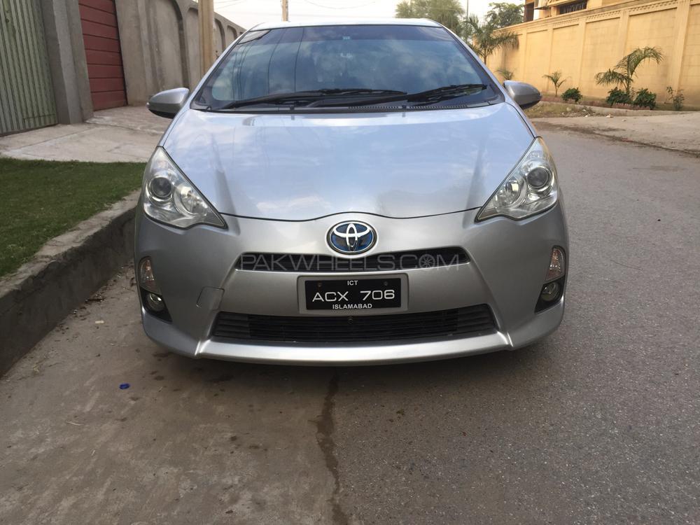 Toyota Aqua 2013 for Sale in Peshawar Image-1