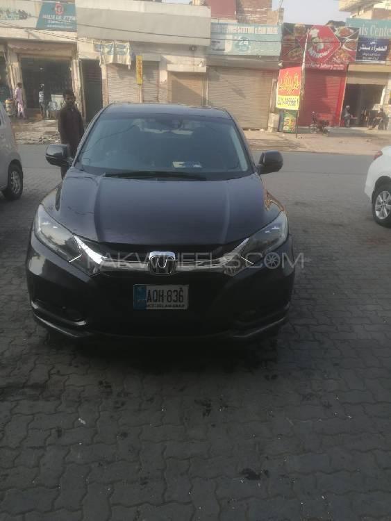 Honda Vezel 2016 for Sale in Lahore Image-1