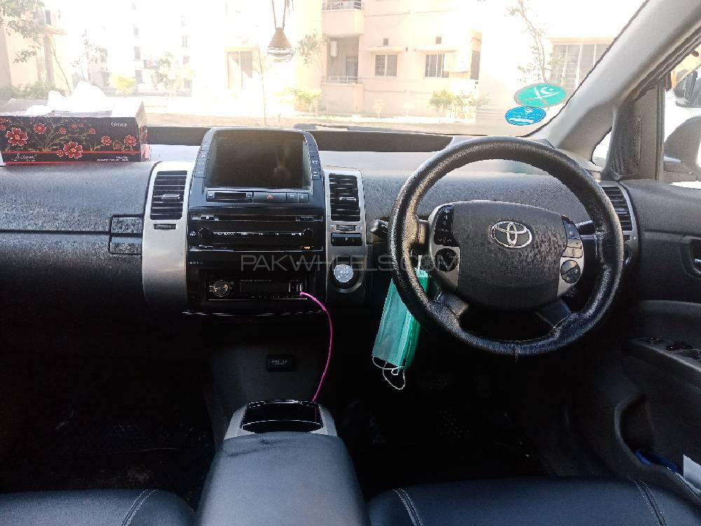 Toyota Prius 2007 for Sale in Lahore Toyota Prius 2007 for Sale in Lahore Image-3