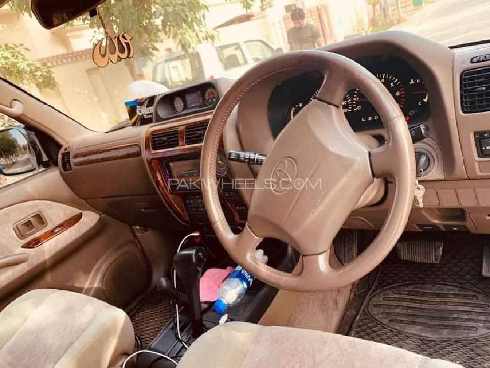 Toyota Prado 2002 for Sale in Peshawar Toyota Prado 2002 for Sale in Peshawar Image-12