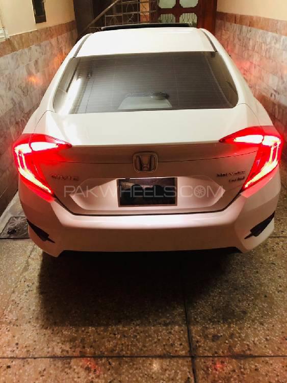 Honda Civic 2017 for Sale in Peshawar Honda Civic 2017 for Sale in Peshawar Image-4