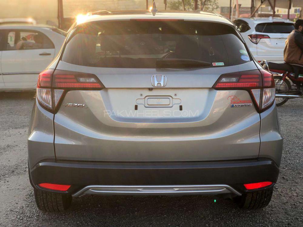 Honda Vezel 2015 for Sale in Rawalpindi Honda Vezel 2015 for Sale in Rawalpindi Image-5