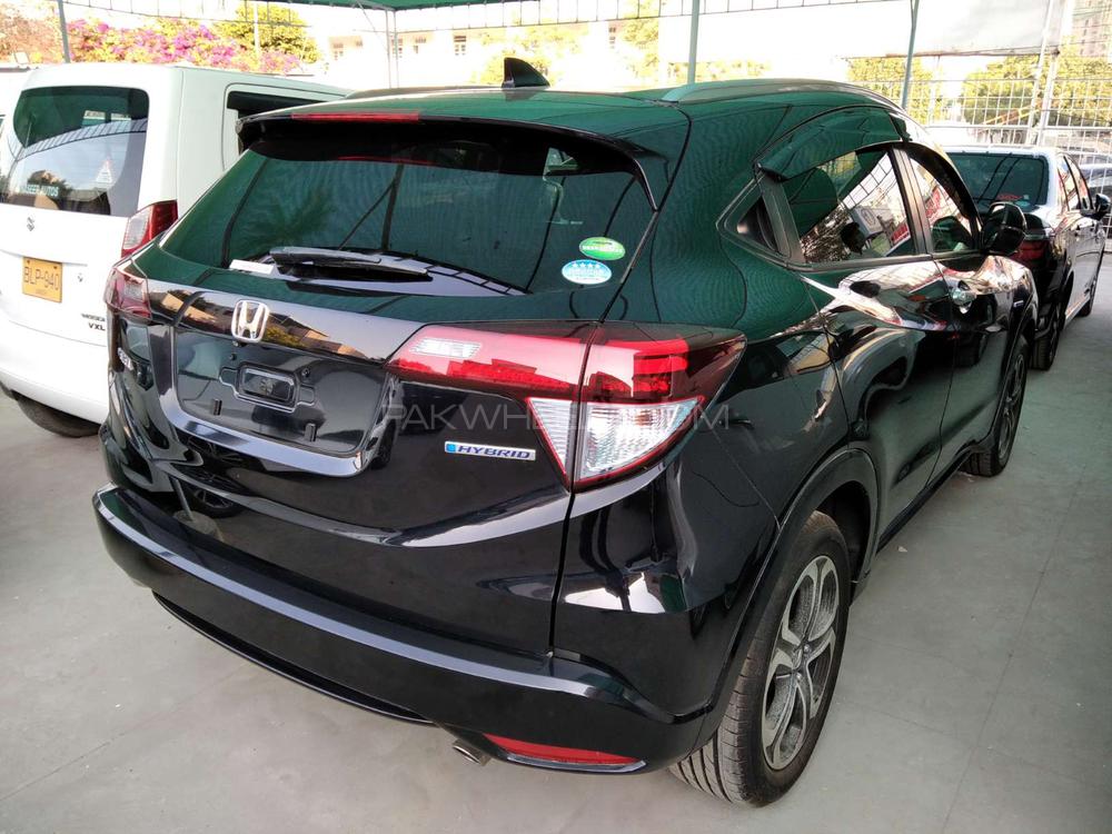 Honda Vezel 2015 for Sale in Karachi Honda Vezel 2015 for Sale in Karachi Image-14
