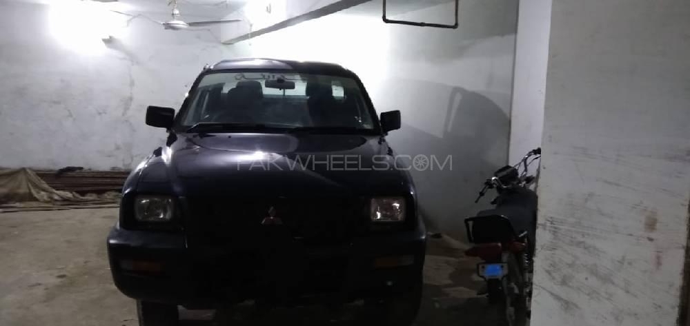 Mitsubishi L200 2004 for Sale in Karachi Image-1
