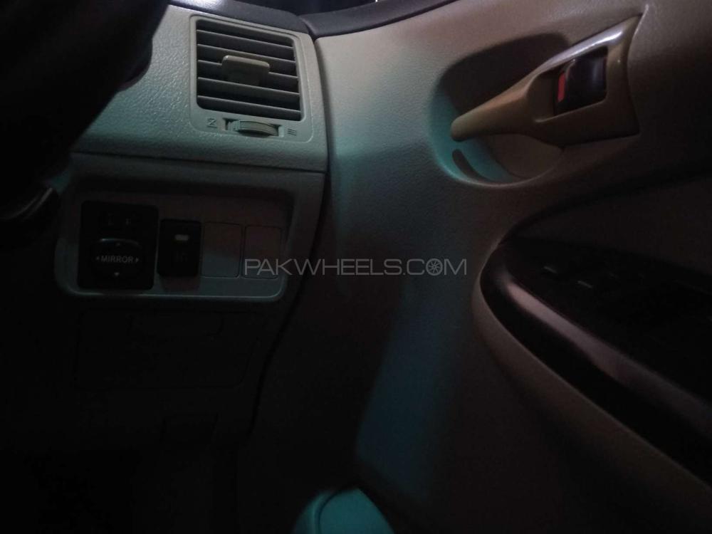 Toyota Corolla 2014 for Sale in Karachi Toyota Corolla 2014 for Sale in Karachi Image-11