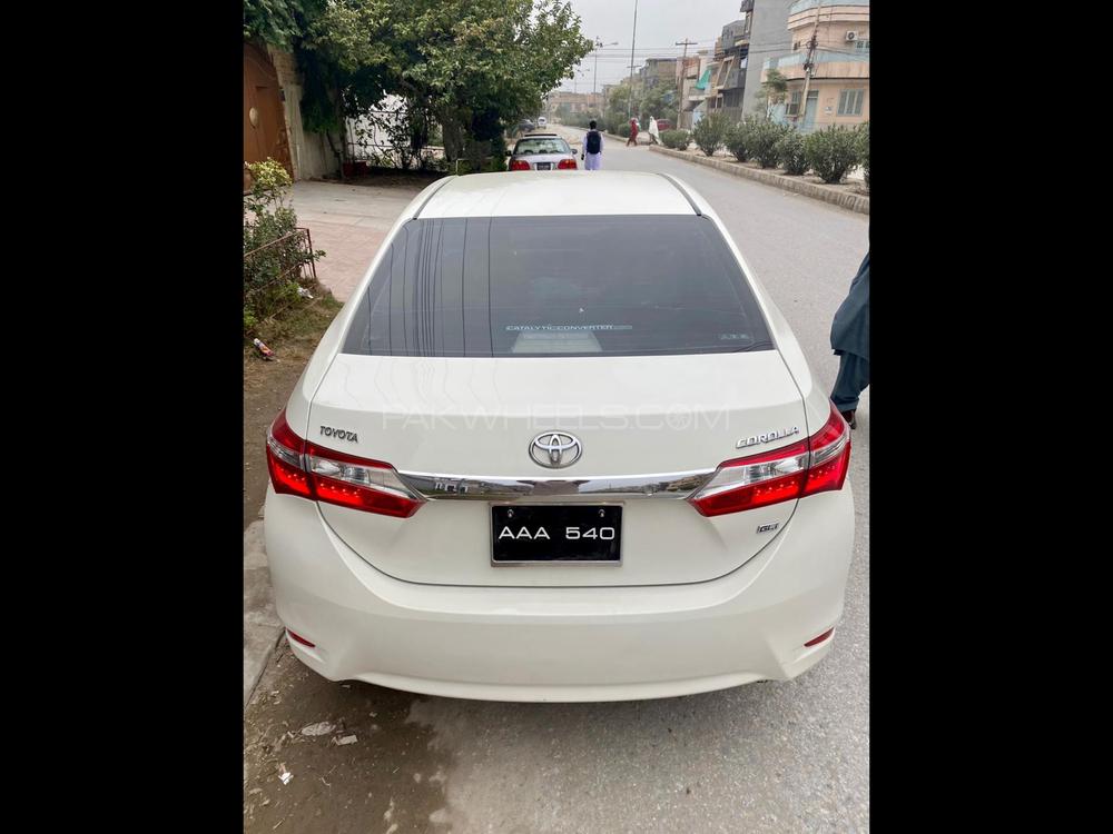 Toyota Corolla 2015 for Sale in Peshawar Toyota Corolla 2015 for Sale in Peshawar Image-2