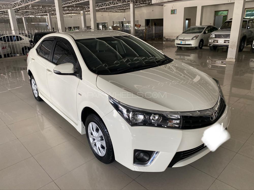 Toyota Corolla 2017 for Sale in Peshawar Image-1