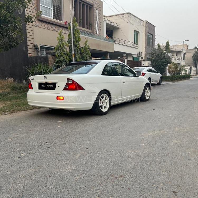 Honda Civic - 2004  Honda Civic - 2004  Image-2