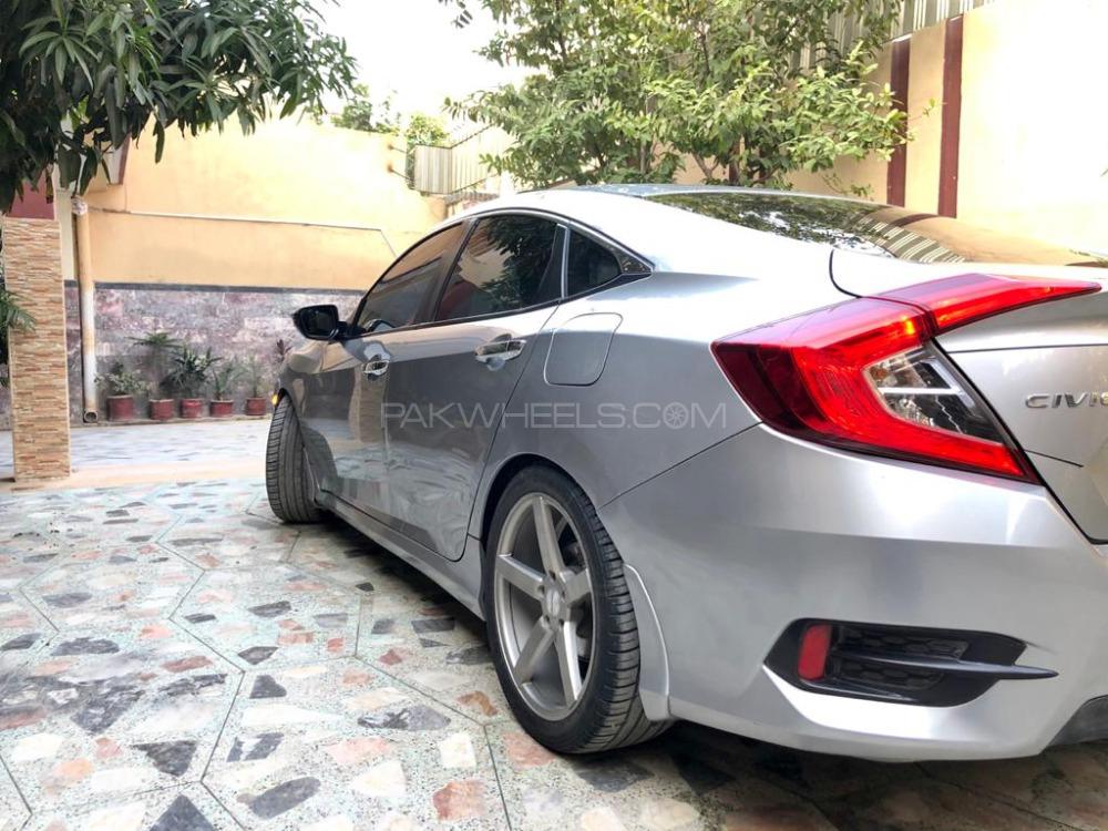 Honda Civic 2017 for Sale in Peshawar Honda Civic 2017 for Sale in Peshawar Image-3
