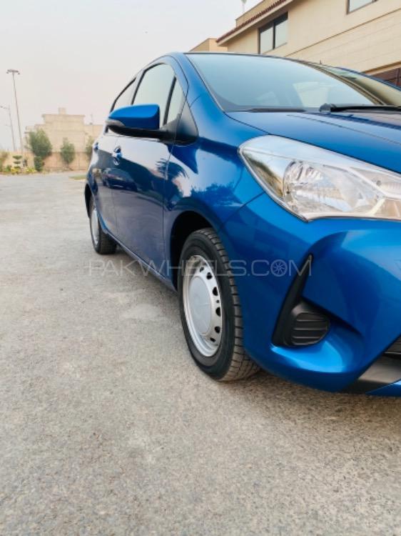 Toyota Vitz 2017 for Sale in Multan Image-1