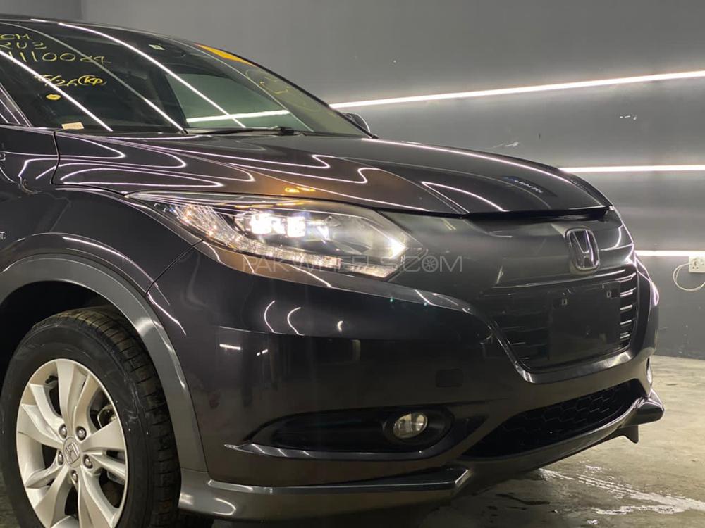 Honda Vezel 2015 for Sale in Peshawar Image-1