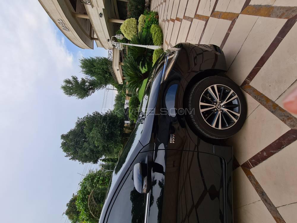 Toyota Corolla 2019 for Sale in Peshawar Toyota Corolla 2019 for Sale in Peshawar Image-4