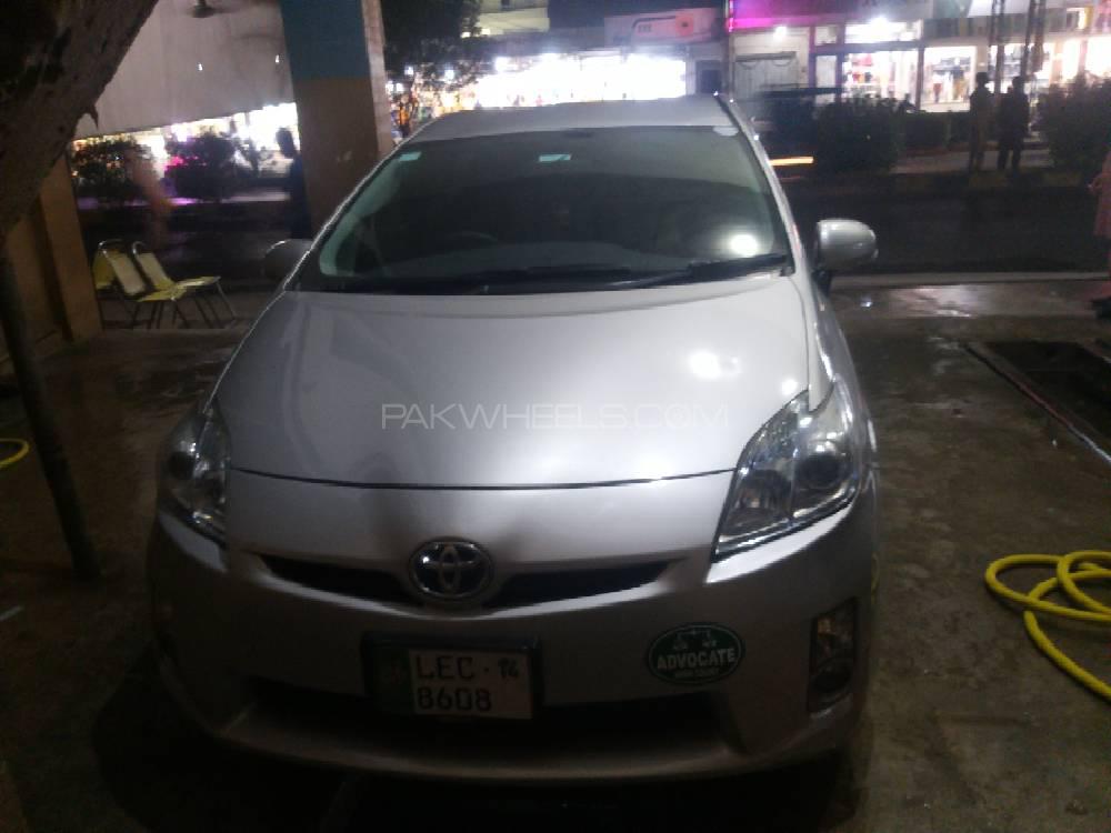 Toyota Prius 2011 for Sale in Faisalabad Toyota Prius 2011 for Sale in Faisalabad Image-3