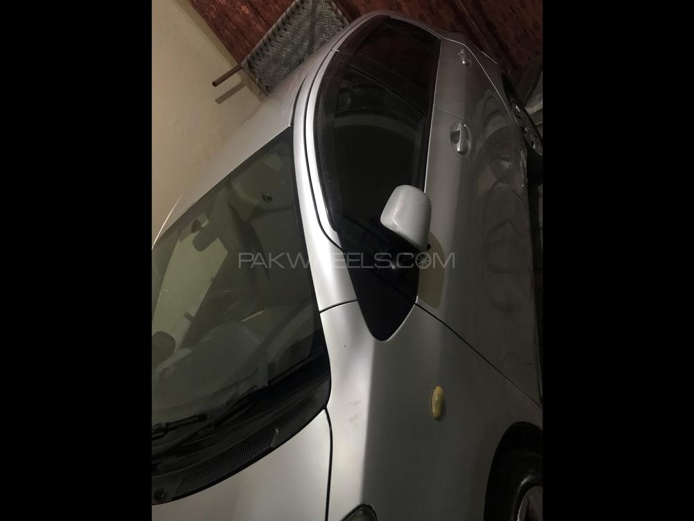 Toyota Vitz 2005 for Sale in Lahore Toyota Vitz 2005 for Sale in Lahore Image-3