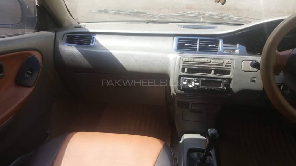 Honda Civic 1995 for Sale in Lahore Honda Civic 1995 for Sale in Lahore Image-6
