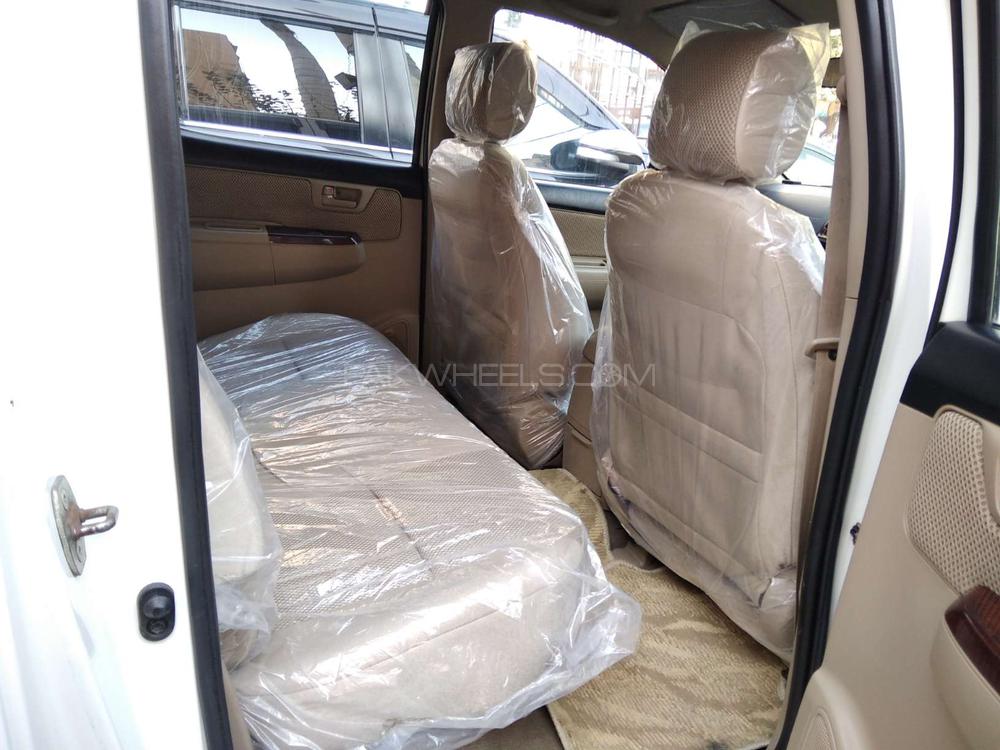 ٹویوٹا ہائیلکس 2014 for Sale in کراچی ٹویوٹا ہائیلکس 2014 for Sale in کراچی Image-10