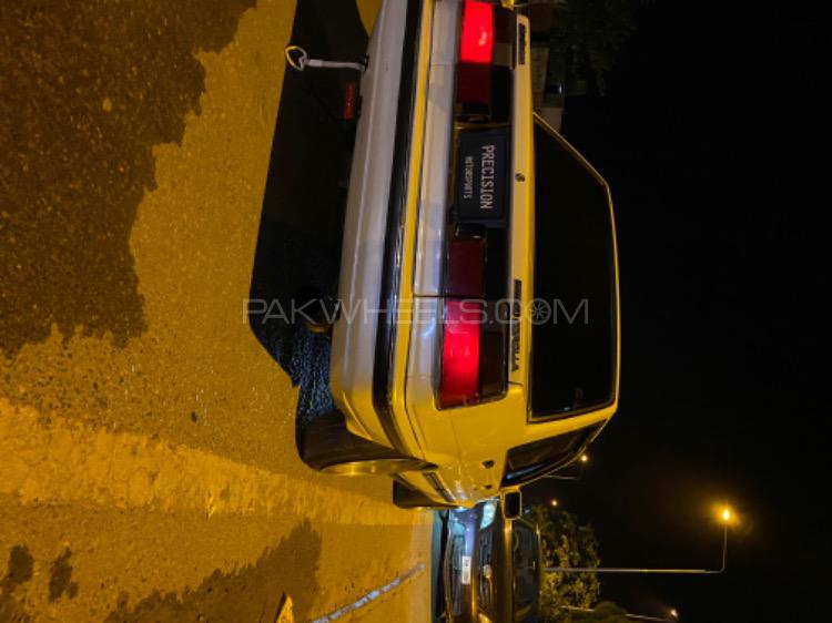 Toyota Corolla - 1986  Toyota Corolla - 1986  Image-4