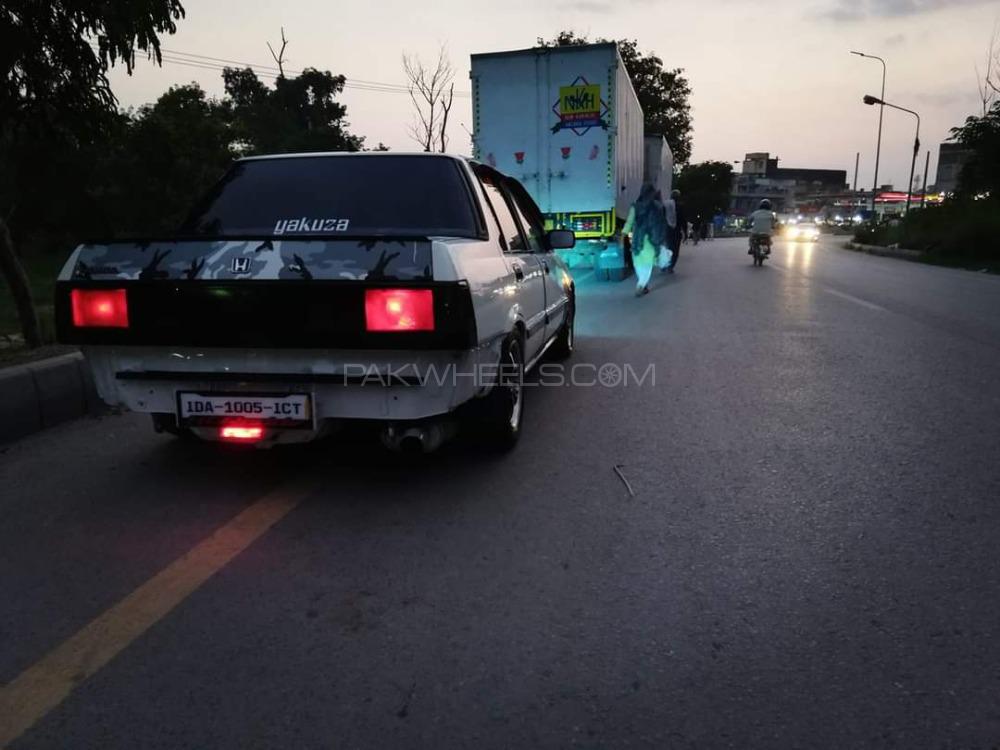 ہونڈا سوک - 1984  ہونڈا سوک - 1984  Image-2