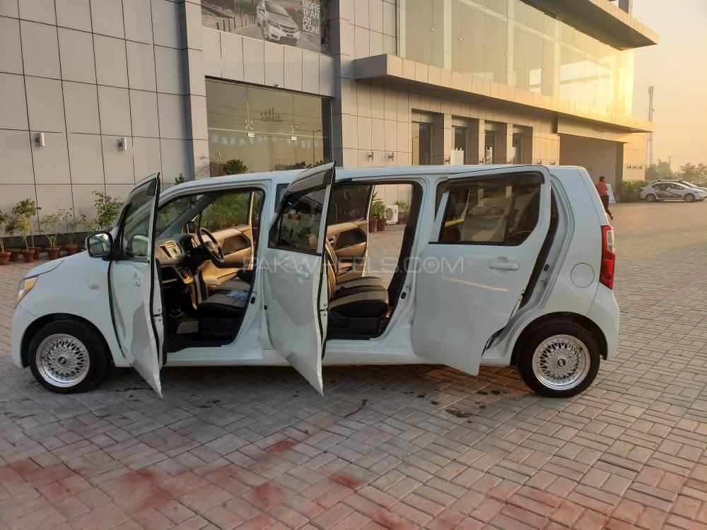 Suzuki Wagon R 2015 for Sale in Lahore Image-1