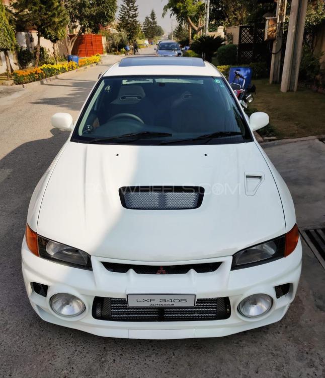 Mitsubishi Lancer Evolution X - 1996  Mitsubishi Lancer Evolution X - 1996  Image-4