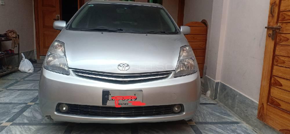 Toyota Prius 2007 for Sale in Mardan Image-1