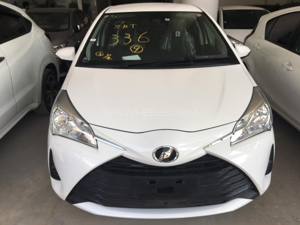 Toyota Vitz 2018 for Sale in Karachi Image-1