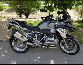 Bmw R 10 Gs 4 Stroke Bikes For Sale In Lahore Verified Bike Ads Pakwheels