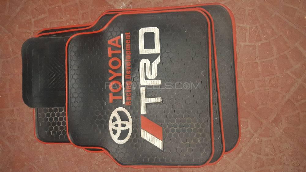 Floor mat for TOYOTA Image-1