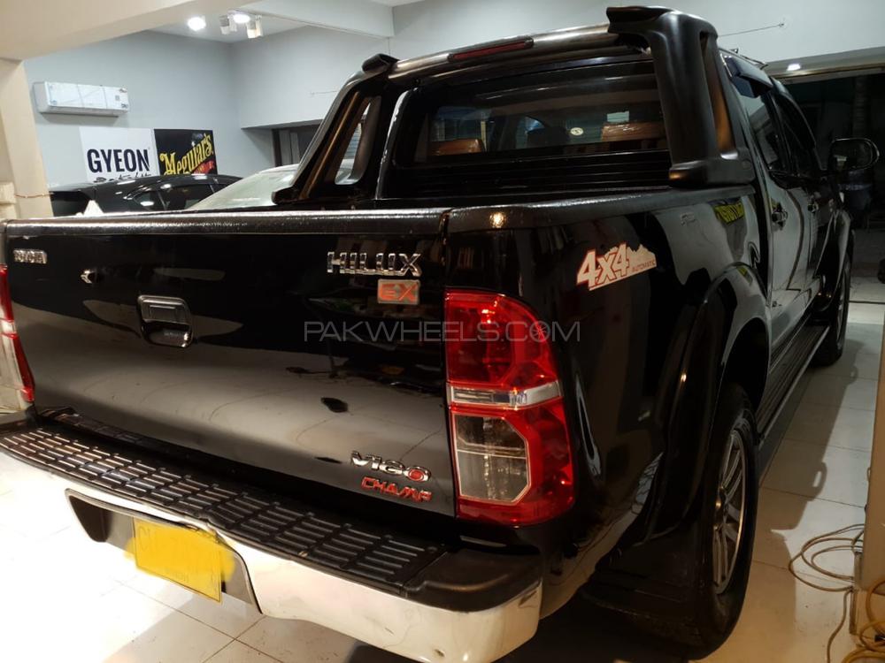 Toyota Hilux 2014 for Sale in Karachi Toyota Hilux 2014 for Sale in Karachi Image-6