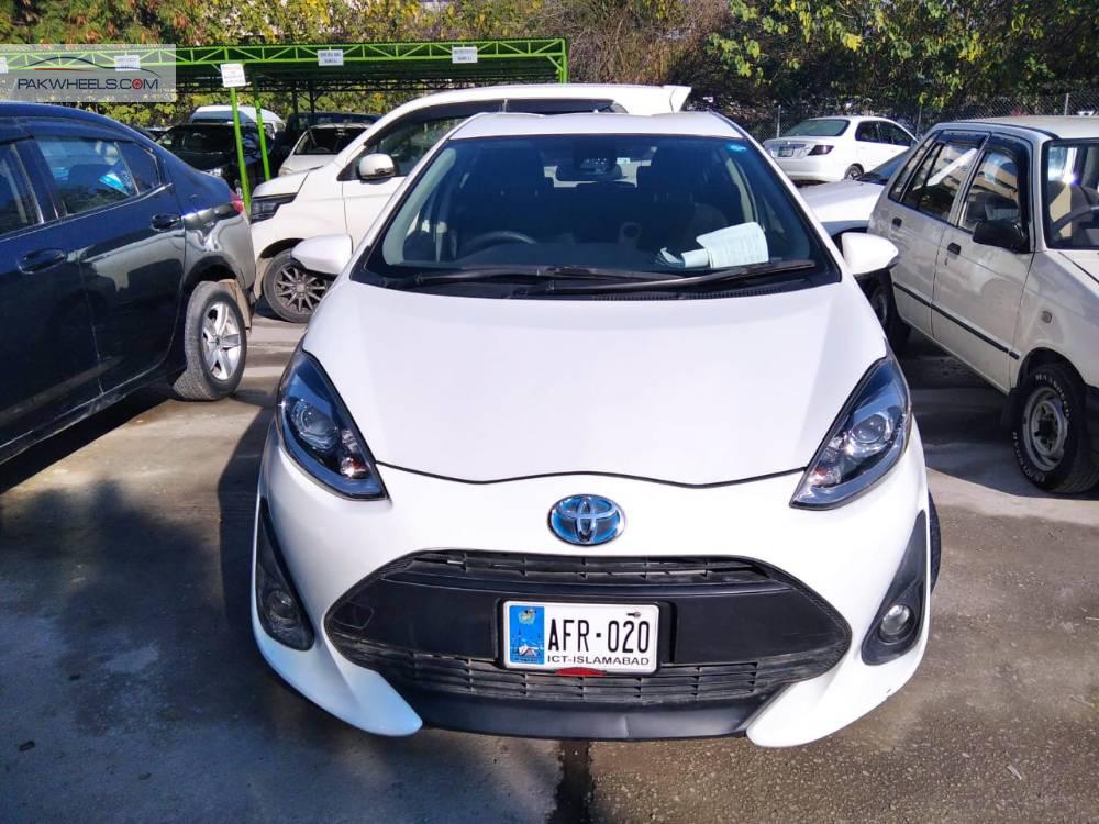 Toyota Aqua 2017 for Sale in Islamabad Toyota Aqua 2017 for Sale in Islamabad Image-2