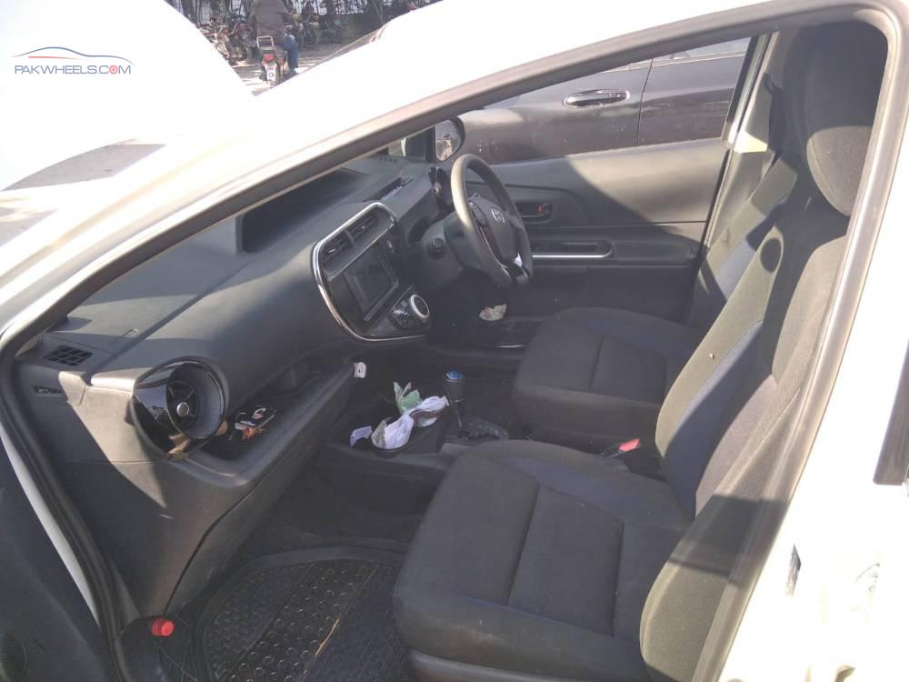 Toyota Aqua 2017 for Sale in Islamabad Toyota Aqua 2017 for Sale in Islamabad Image-11