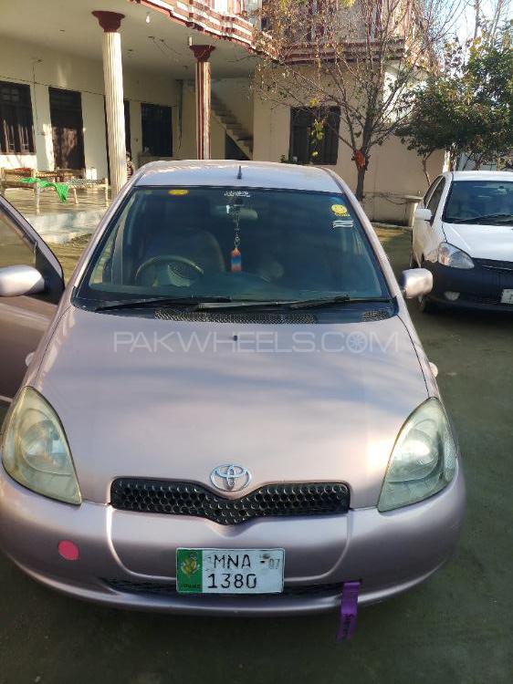 Toyota Vitz 2002 for Sale in Charsadda Image-1