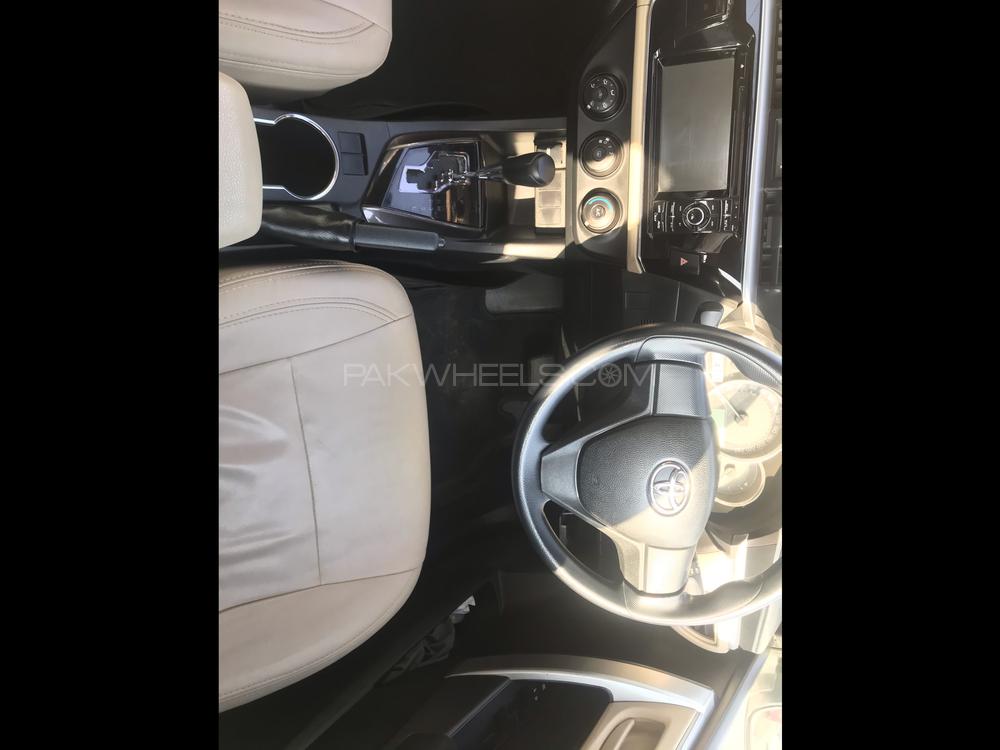Toyota Corolla 2016 for Sale in Sialkot Toyota Corolla 2016 for Sale in Sialkot Image-12