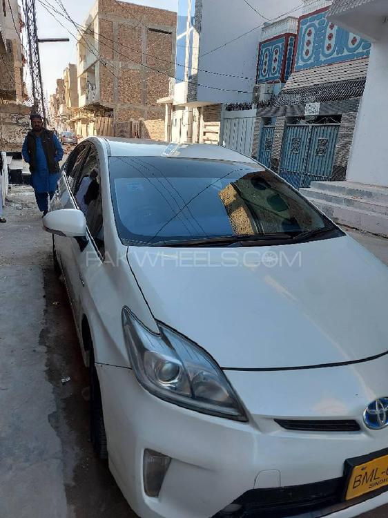 Toyota Prius 2014 for Sale in Nawabshah Image-1