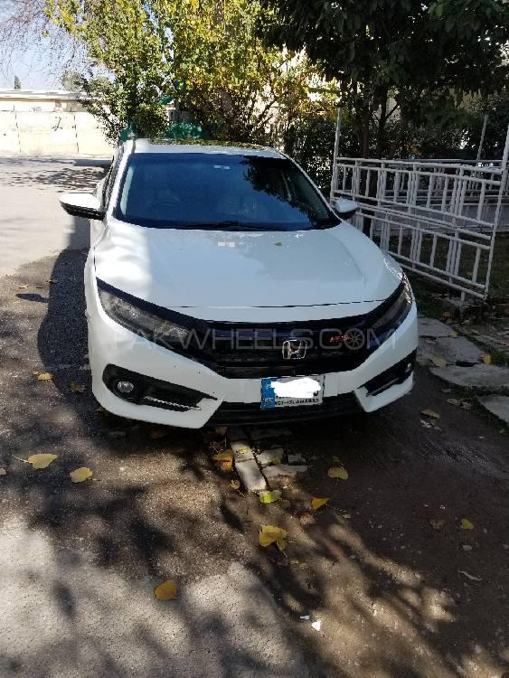 Honda Civic 2016 for Sale in Multan Image-1