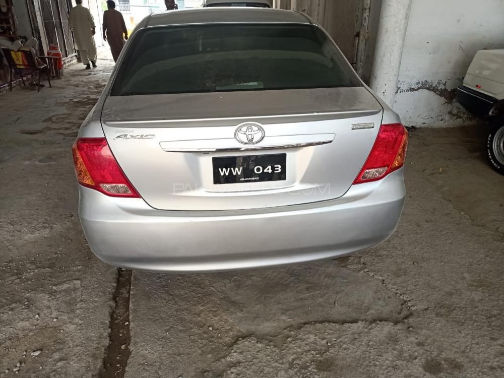 Toyota Corolla Axio 2007 for Sale in Mardan Image-1