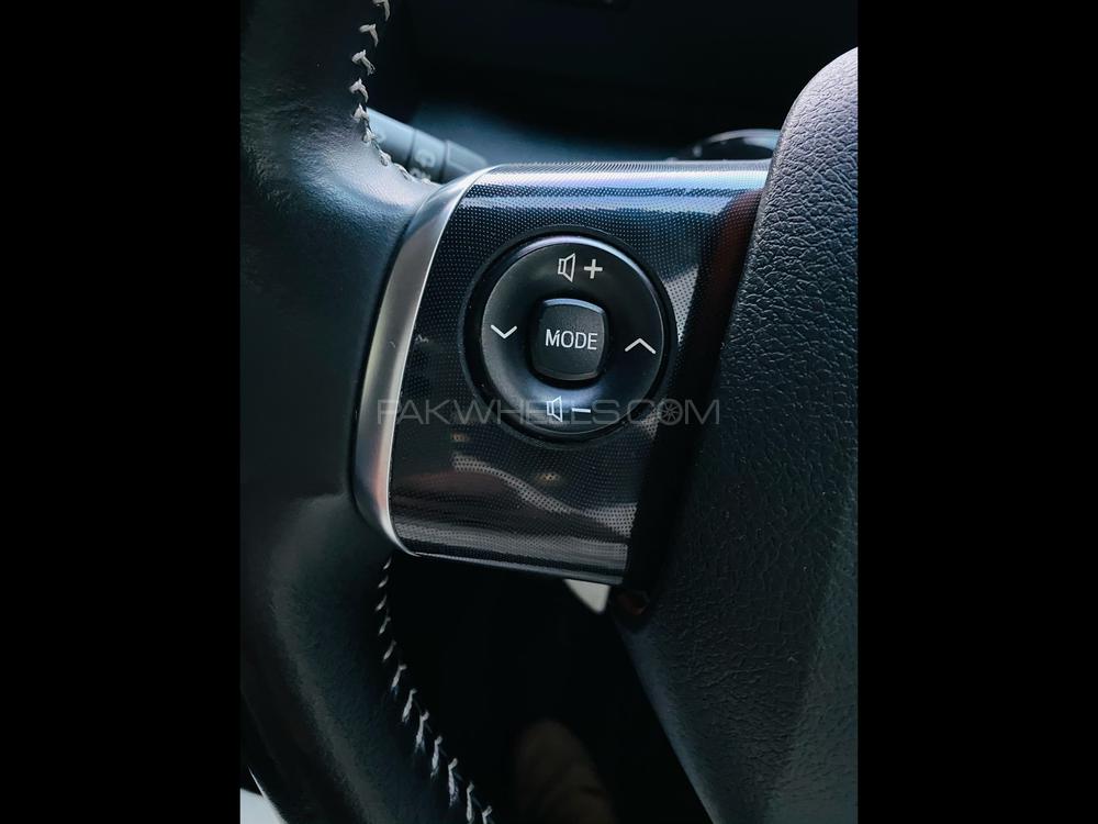Toyota Sienta 2017 for Sale in Lahore Toyota Sienta 2017 for Sale in Lahore Image-16