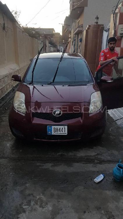 Toyota Vitz 2010 for Sale in Mansehra Image-1