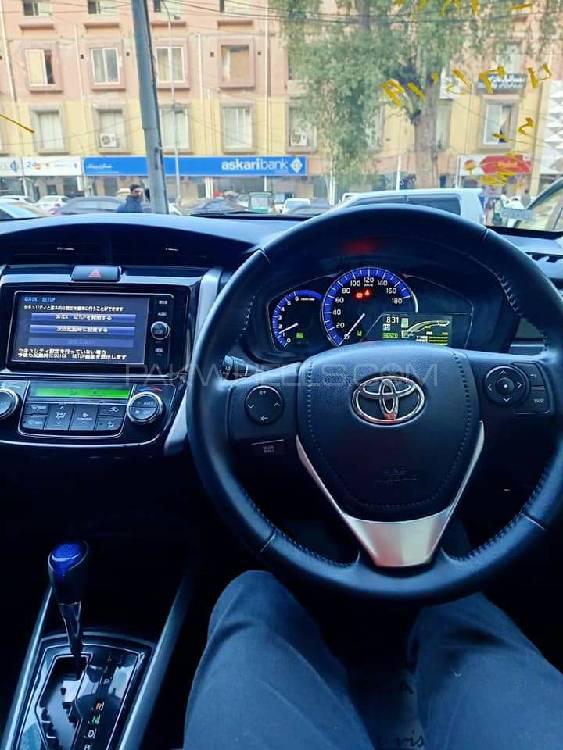 Toyota Corolla Fielder Hybrid G 2017 for sale in Peshawar PakWheels