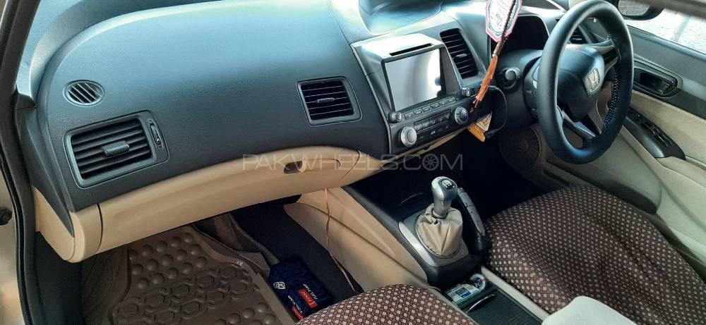 Honda Civic 2011 for Sale in Peshawar Honda Civic 2011 for Sale in Peshawar Image-12