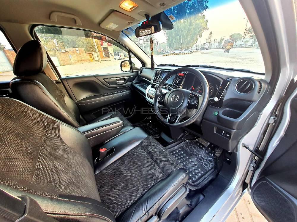 Honda N Wgn 2015 for Sale in Gujranwala Honda N Wgn 2015 for Sale in Gujranwala Image-12