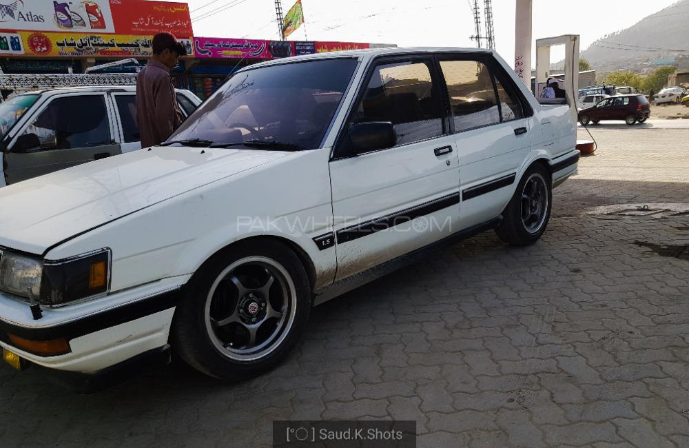 Toyota Corolla - 1986  Toyota Corolla - 1986  Image-3