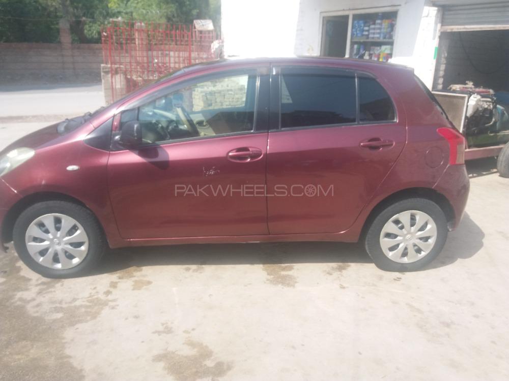 Toyota Vitz 2006 for Sale in Lakki marwat Image-1