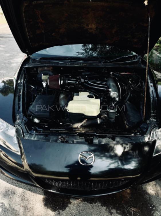 Mazda RX8 - 2004  Mazda RX8 - 2004  Image-2