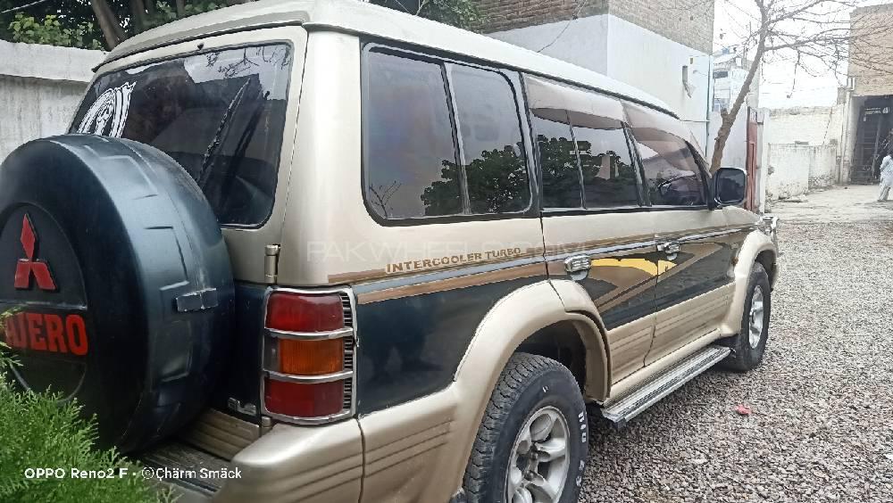 مٹسوبیشی پجیرو 1993 for Sale in پشاور مٹسوبیشی پجیرو 1993 for Sale in پشاور Image-5