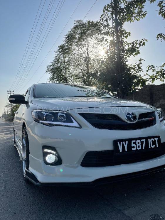 Toyota Corolla - 2011  Toyota Corolla - 2011  Image-3