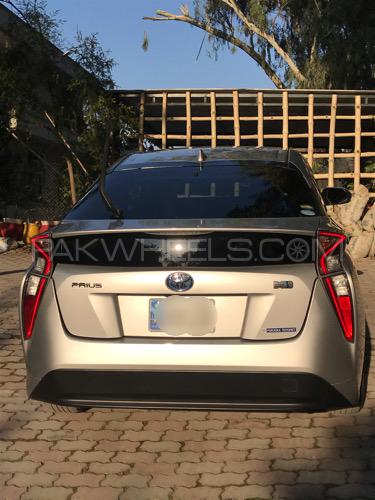 Toyota Prius 2016 for Sale in Islamabad Toyota Prius 2016 for Sale in Islamabad Image-9